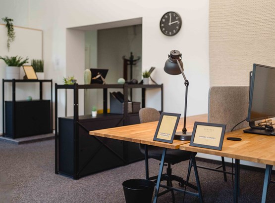 Variable Desk 